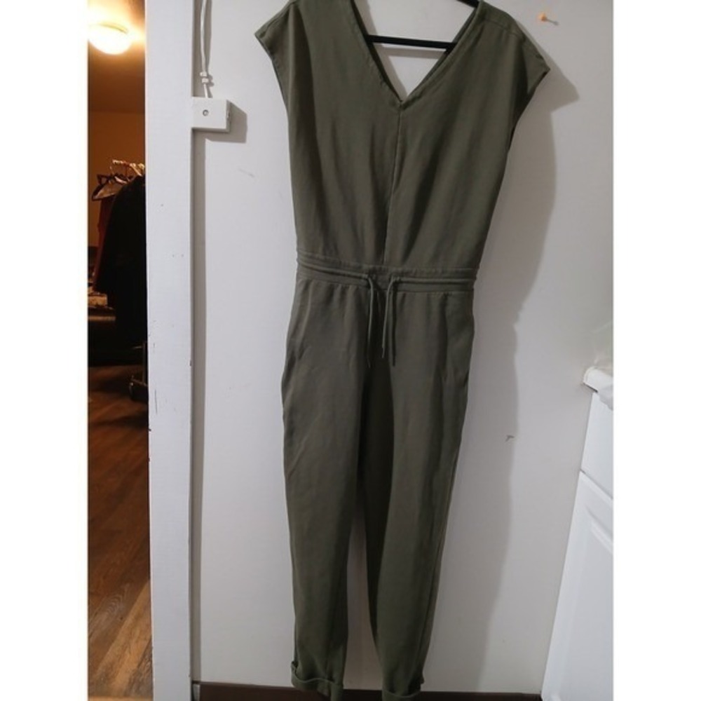 Patagonia Women Fatigue Green Organic Cotton Cutout Back Jumpsuit Medium 27205